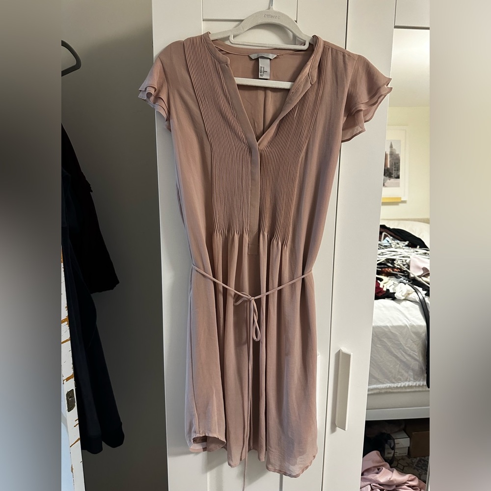 H&M pleated dress with waist band